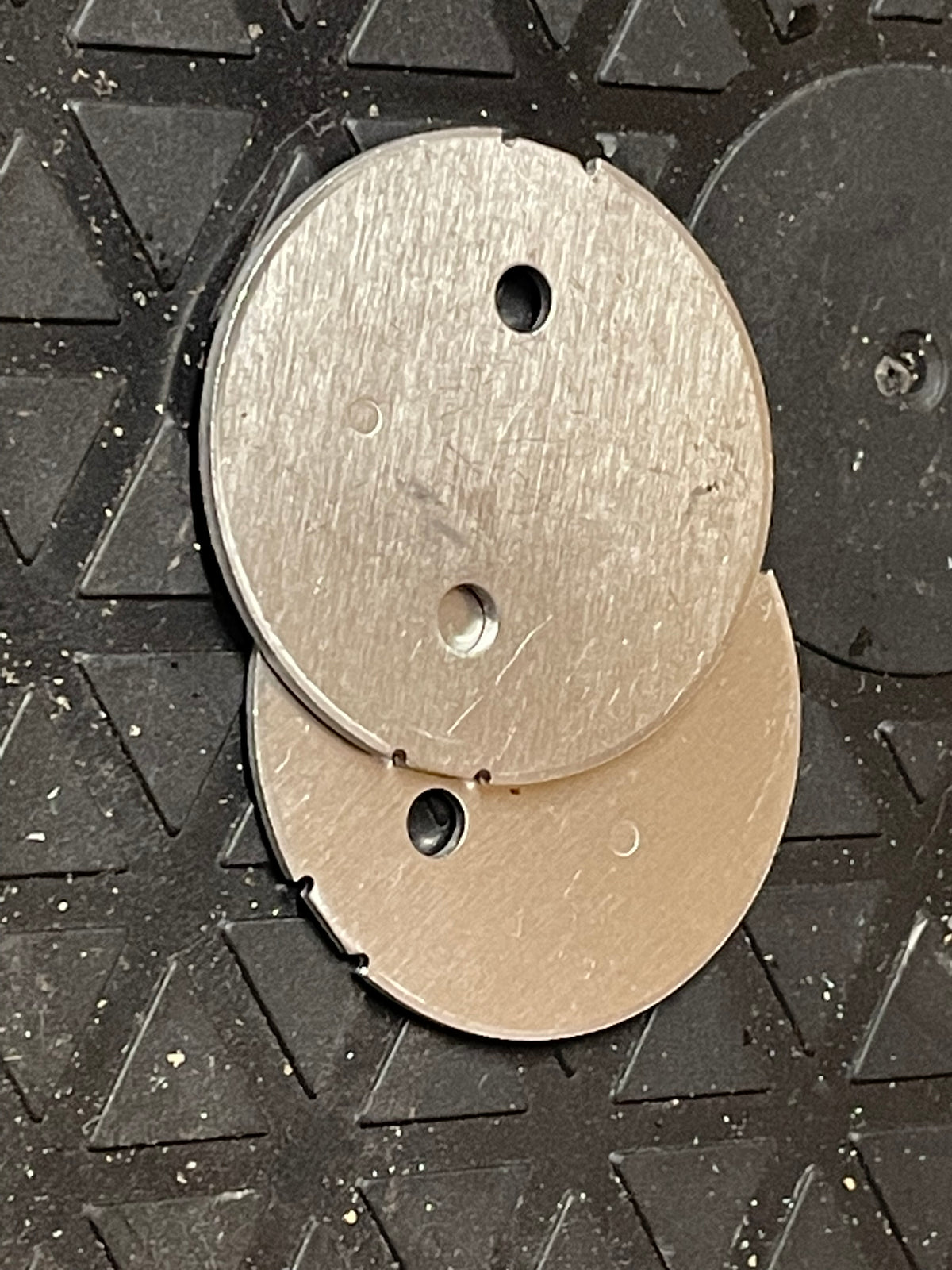 Primary throttle blades pair