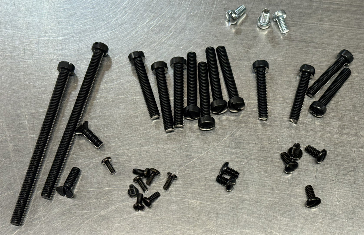 Complete Quadrajet screw kit 75-89