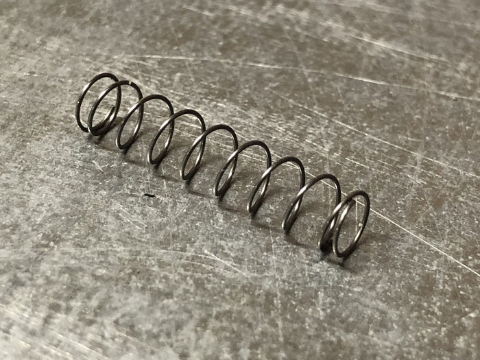 Power piston return spring, light strength